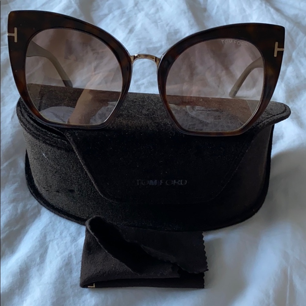 Tom Ford Samantha 02 sunglasses